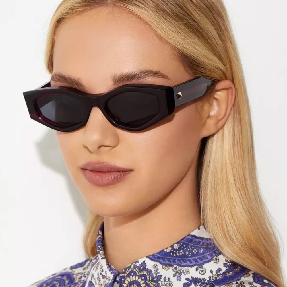 New! Valentino VLS 101B Purple Geometric Sunglasses, Authentic